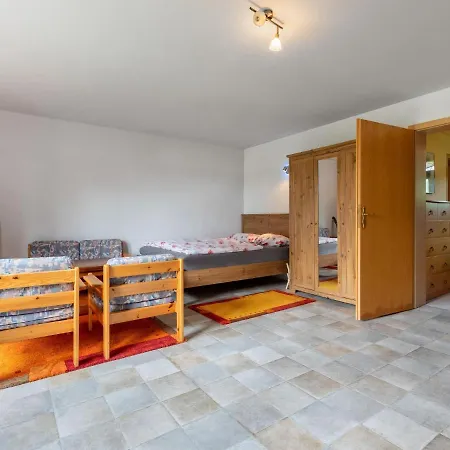 Snug Holiday In Spoldershagen Near Skydiving Holiday home